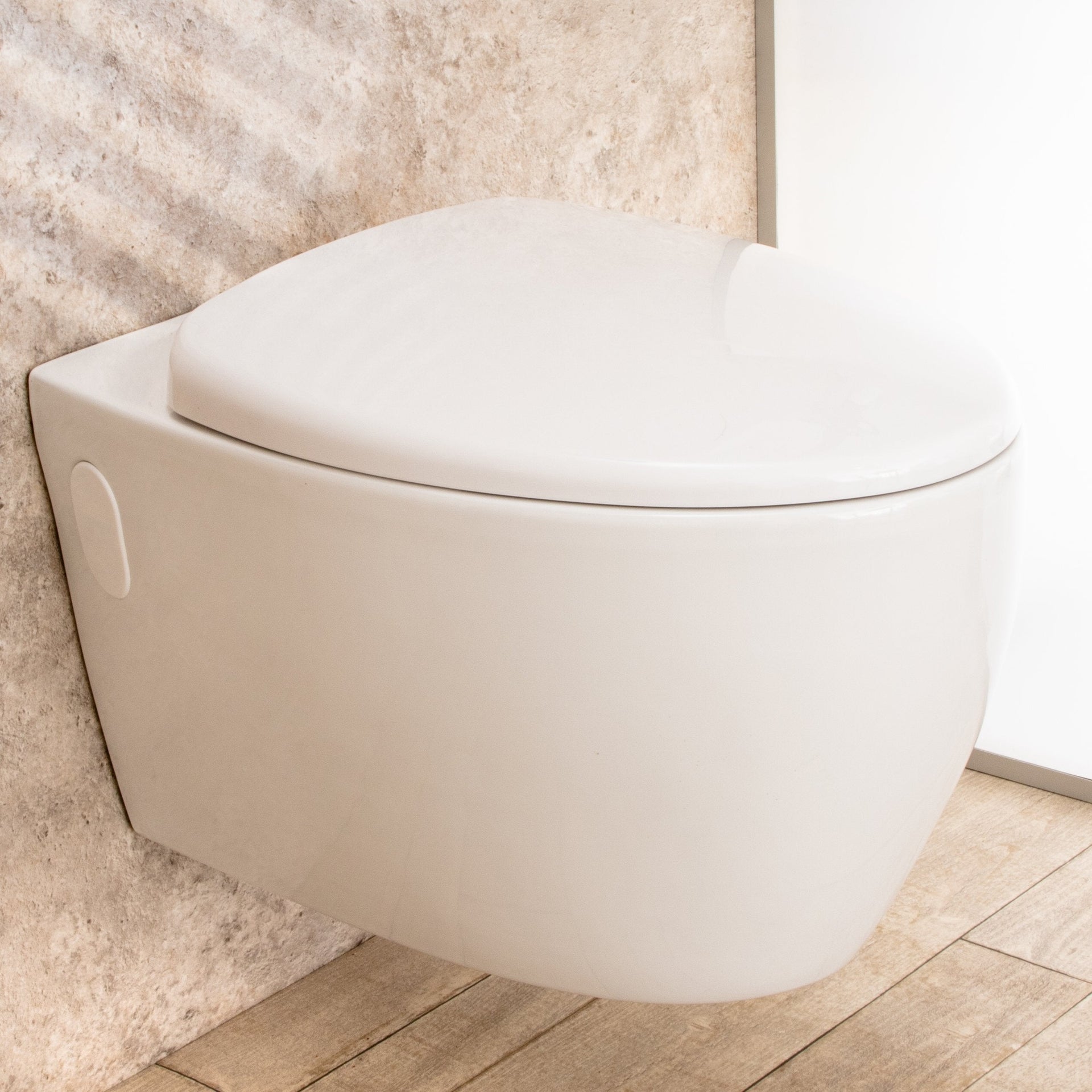 WC Sospeso Round di ceramica con sedile e copri vaso L39xP57xA35 cm