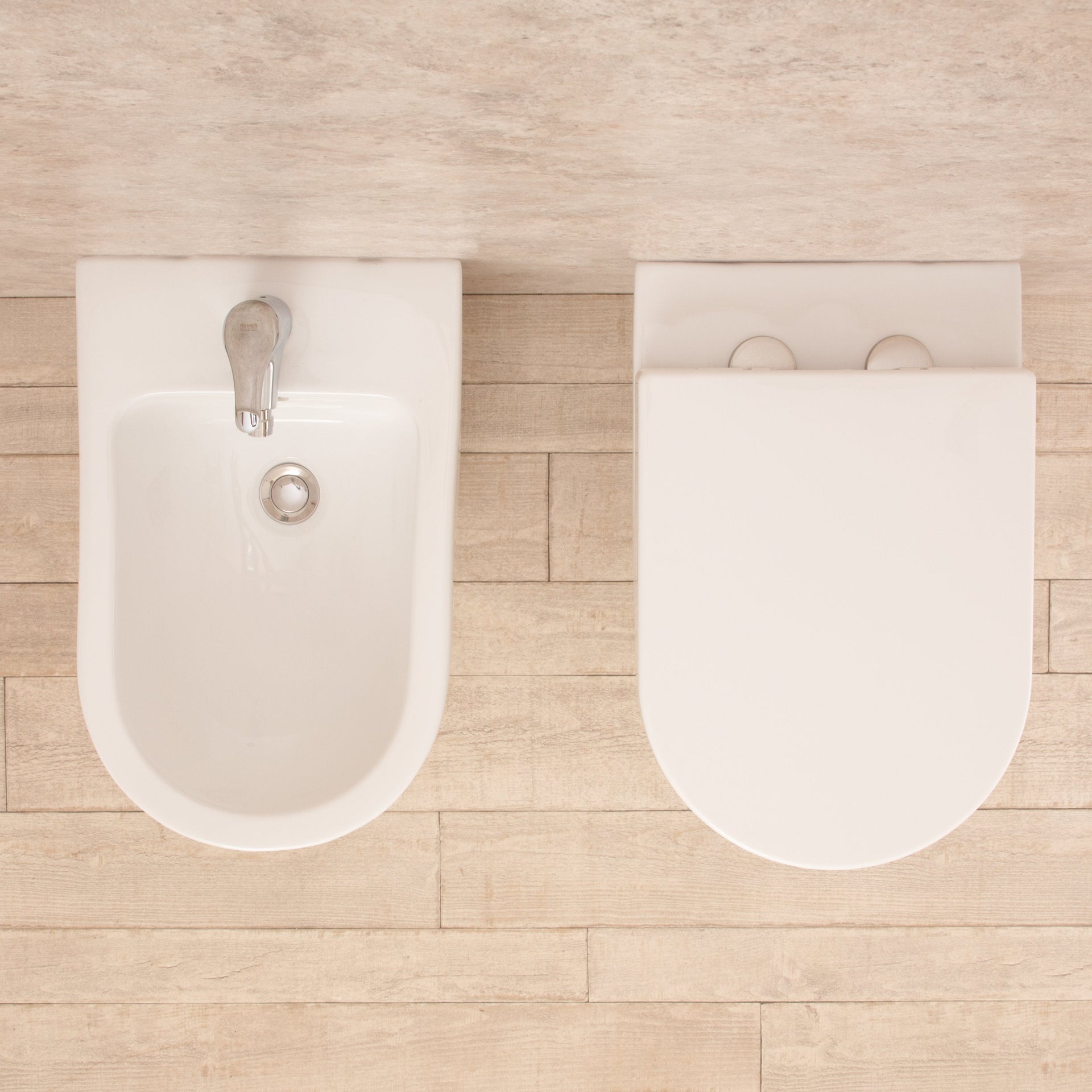 Sanitari Filo Parete Vortix WC senza brida con Seduta e Bidet